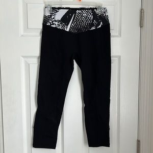 Lululemon cropped leggings